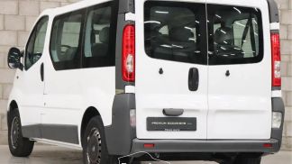 Lízing Hatchback Opel Vivaro 2013