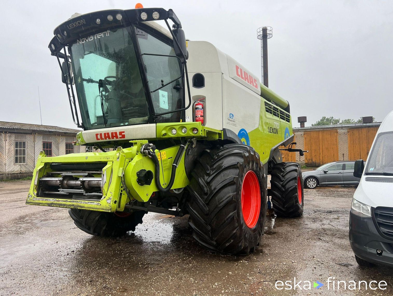 Leasing Combine grain harvester Claas Lexion 770 2015