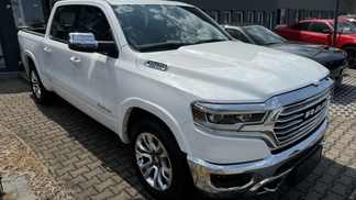 Financování SUV Dodge 1500 2024