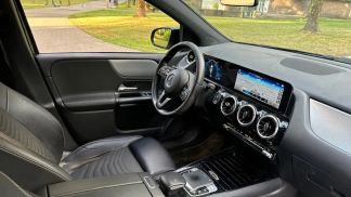 Lízing Hatchback MERCEDES B 200 2019