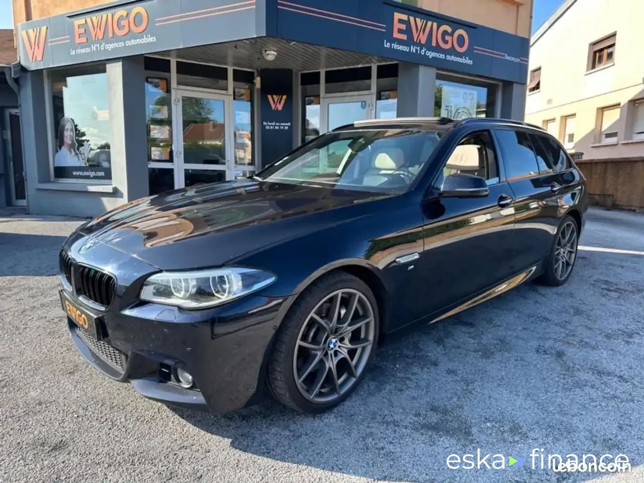 Finansowanie Wóz BMW 530 2014