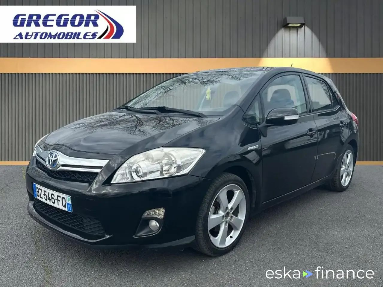 Leasing Sedan Toyota Auris 2011