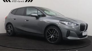 Lízing Hatchback BMW 225 2022