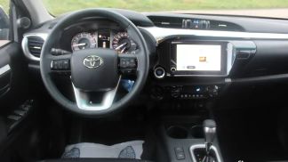 Finansowanie SUV Toyota Hilux 2024