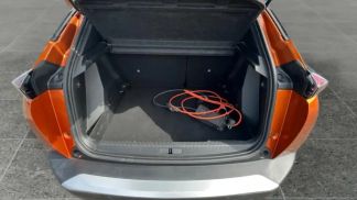 Leasing SUV Peugeot E-2008 2022