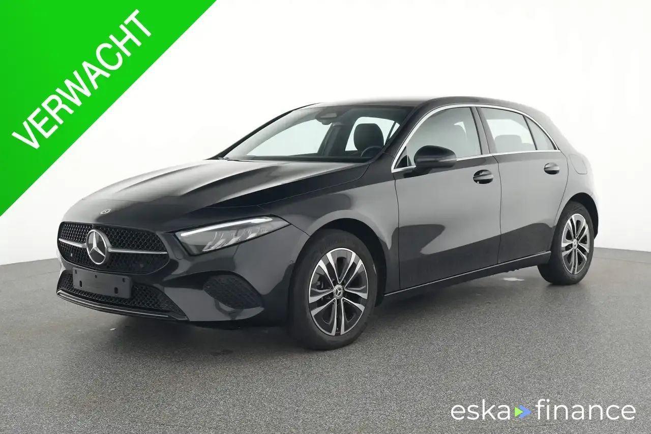 Finansowanie Hatchback MERCEDES A 250 2023