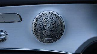 Lízing Sedan MERCEDES E 300 2023
