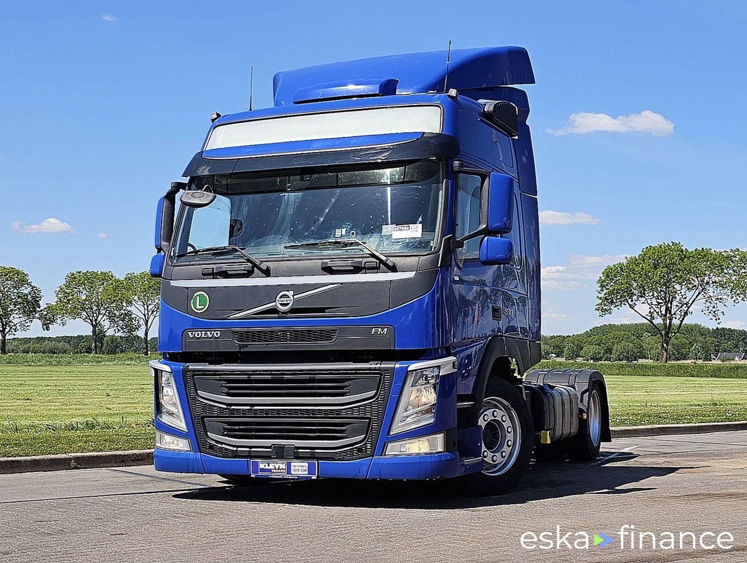 Financování Tahač Volvo FM 330 2016