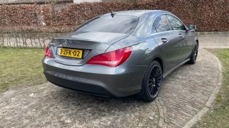 Lízing Sedan MERCEDES CLA 180 2015