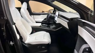 Financování Konvertibilní Tesla Model X 2022
