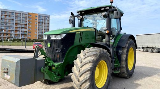 John Deere 7310R 2015