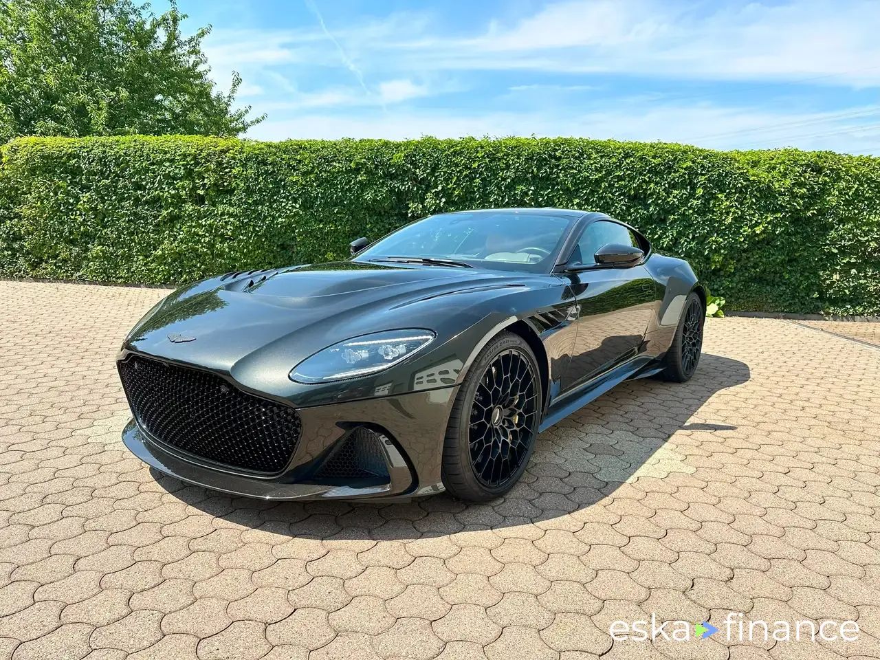 Lízing Kupé Aston Martin DBS 2023