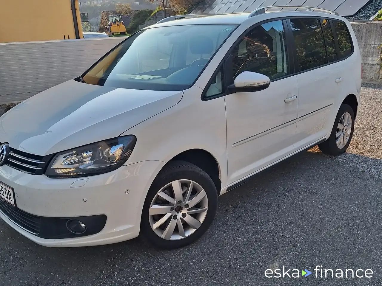 Financování Hatchback Volkswagen Touran 2013