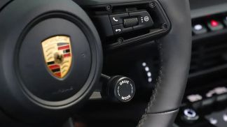 Leasing Convertible Porsche 911 2025
