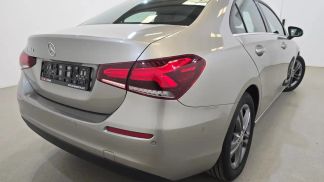 Lízing Sedan MERCEDES A 180 2020