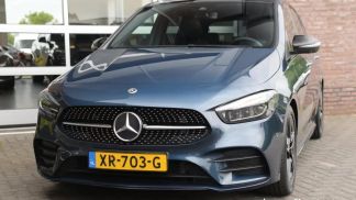 Lízing Hatchback MERCEDES B 180 2019