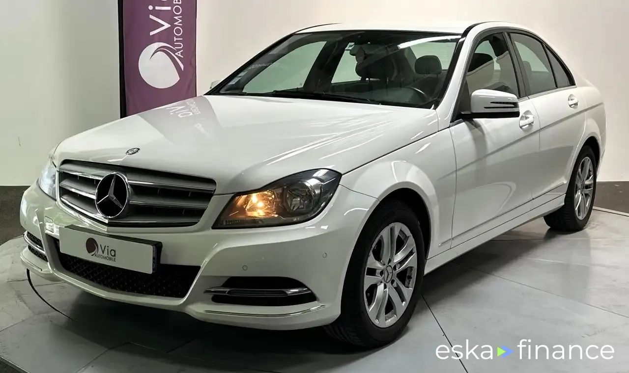 Leasing Sedan MERCEDES C 220 2013