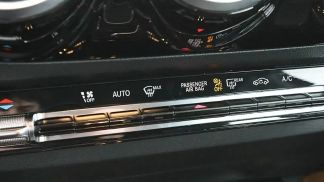 Financování Hatchback MERCEDES B 180 2020