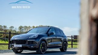 Financování SUV Porsche Cayenne 2016