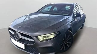Lízing Sedan MERCEDES A 180 2021