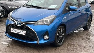 Lízing Sedan Toyota Yaris 2016