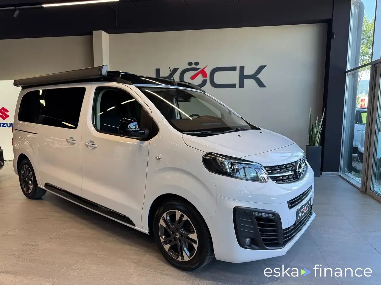 Lízing Hatchback Opel Zafira Life 2023