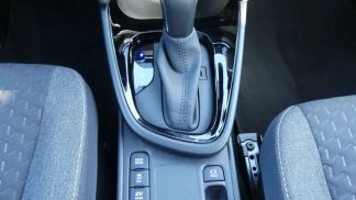 Lízing Hatchback Toyota Yaris 2024