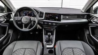 Leasing Hatchback Audi A1 2023