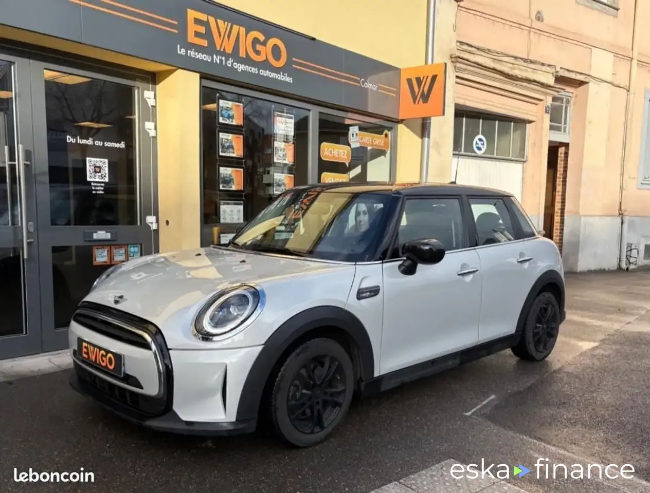 Lízing Hatchback MINI ONE 2022