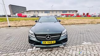 Lízing Sedan MERCEDES C 300 2019