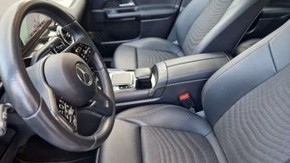 Lízing Hatchback MERCEDES B 180 2019