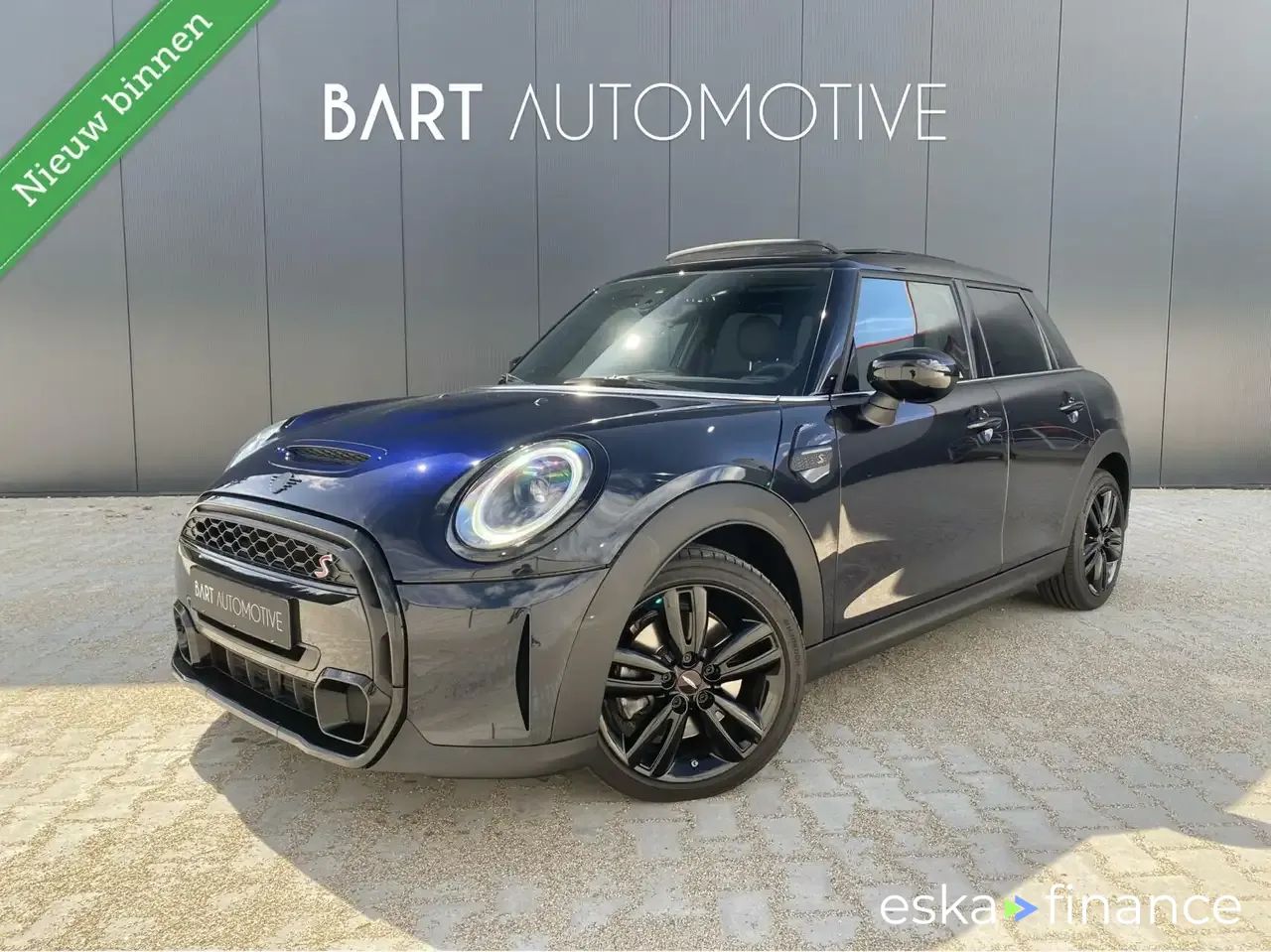 Hatchback MINI Cooper S 2021