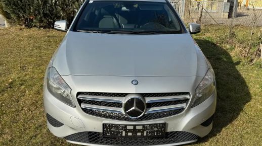 MERCEDES A 180 2014
