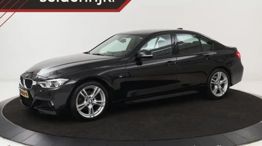 BMW 318 2016