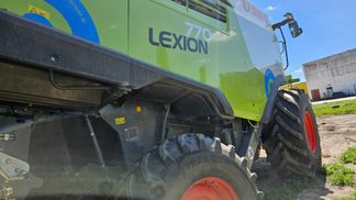Leasing Combine grain harvester Claas Lexion 770 2016