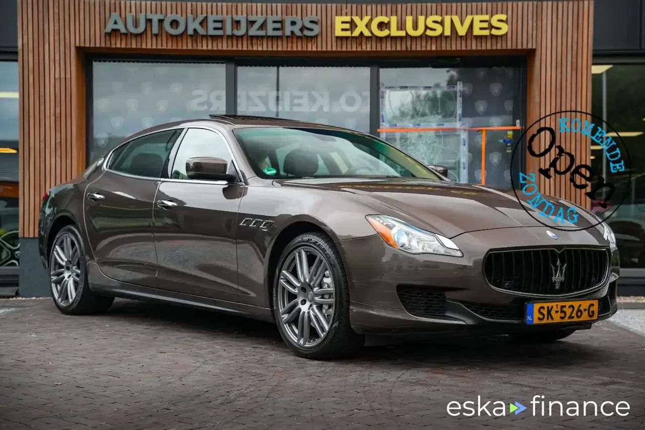 Lízing Sedan Maserati Quattroporte 2013