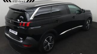 Lízing Hatchback Peugeot 5008 2020
