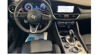 Lízing Sedan Alfa Romeo Giulia 2023