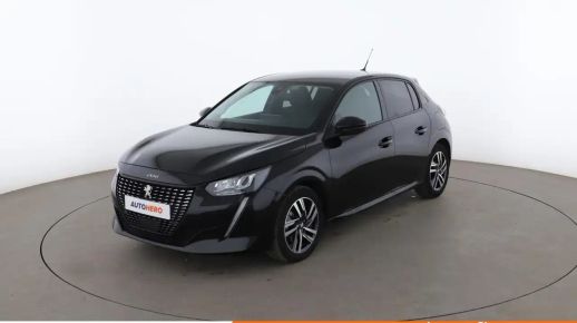 Peugeot 208 2021