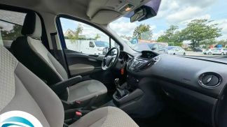 Transport pasażerów Ford Tourneo Courier 2017