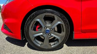 Leasing Sedan Ford Fiesta 2016