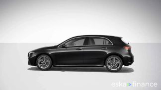 Lízing Hatchback MERCEDES A 250 2024