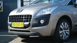 Lízing Hatchback Peugeot 3008 2012