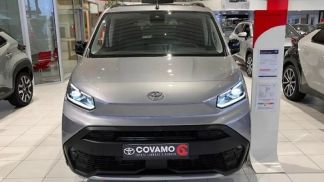 Lízing Hatchback Toyota Verso 2025