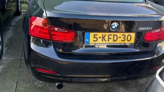 Lízing Sedan BMW 320 2013