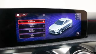 Lízing Sedan MERCEDES A 200 2019