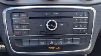Lízing Sedan MERCEDES CLA 180 2016