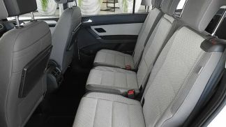 Leasing Hatchback Volkswagen Touran 2024