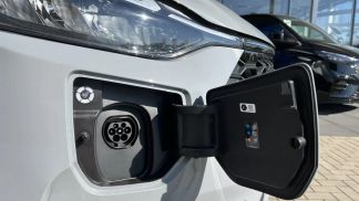 Leasing Hatchback Ford Tourneo Custom 2025