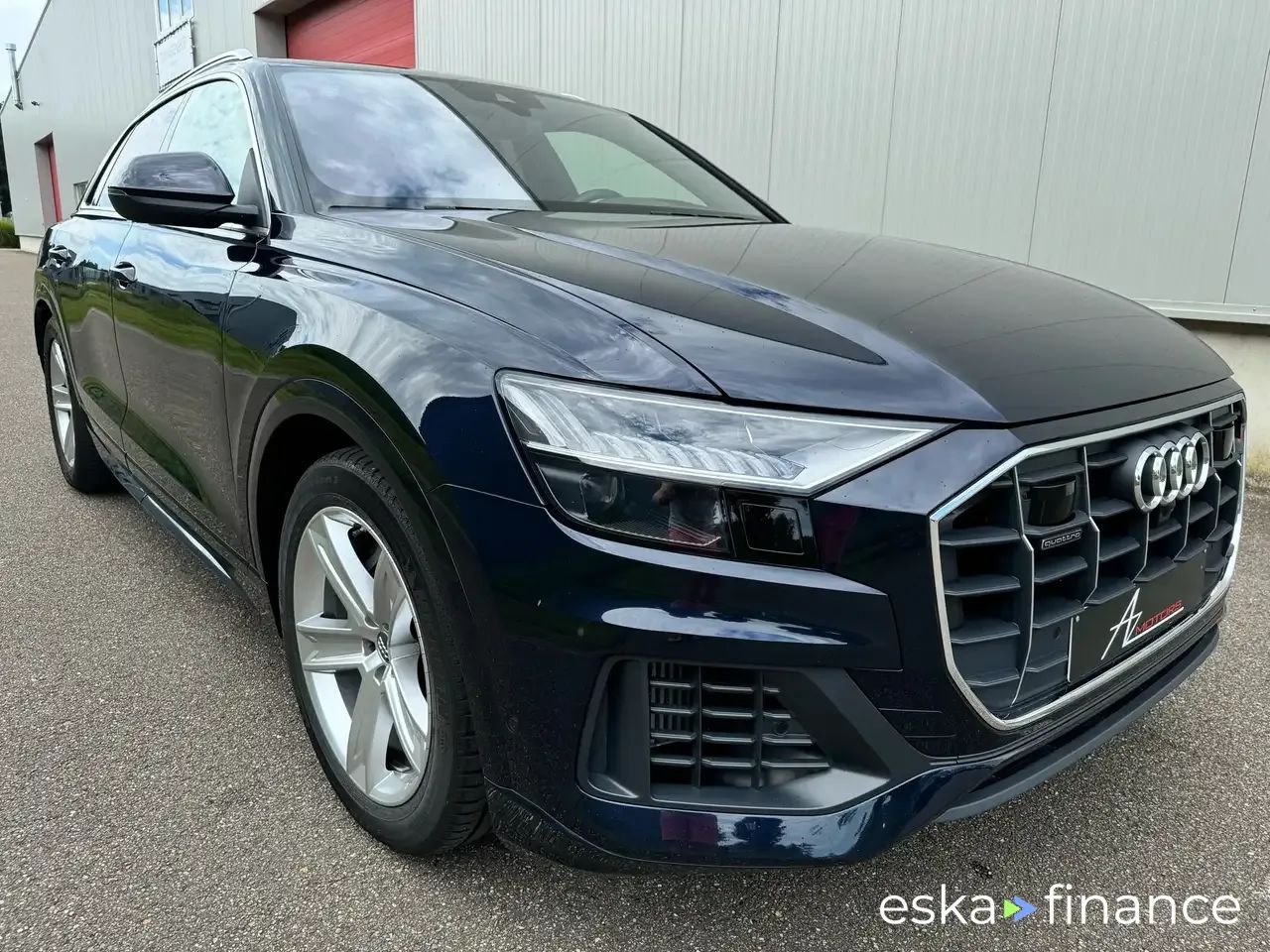 SUV Audi Q8 2020